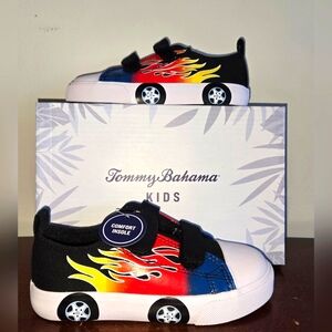 Tommy Bahama Easy-On Car Sneakers Size 10 NIB